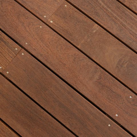 Terrasse cumaru 145 x 21 mm choix 1OO% rouge classe IV naturel.